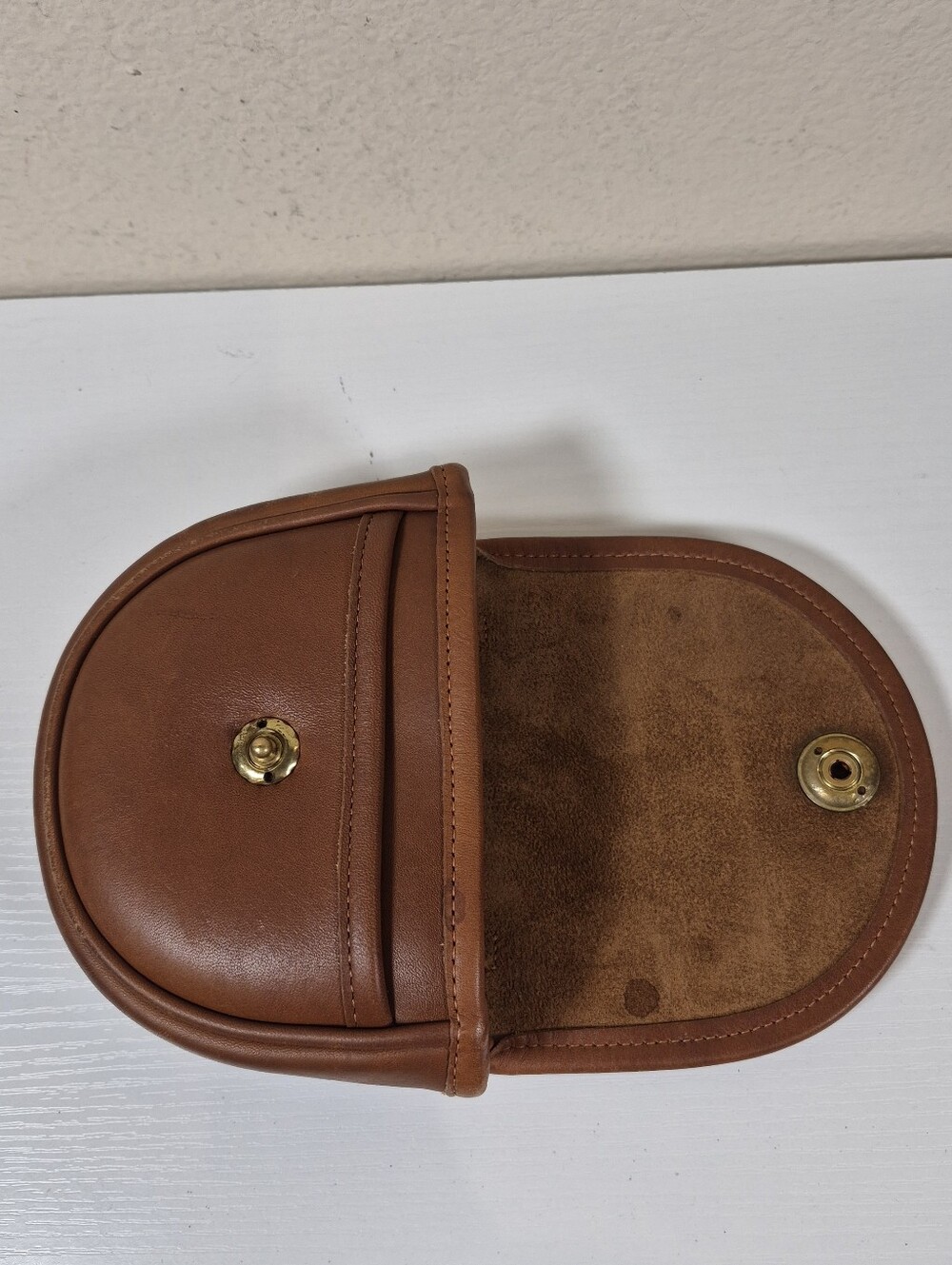 Vintage Coach Mini Belt Bag #9826 - Picture 4 of 11